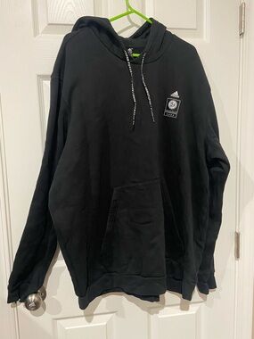 adidas Black Men's Graphic Pullover Hoodie